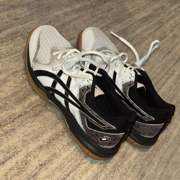 ASICS - Picture 1 of 1